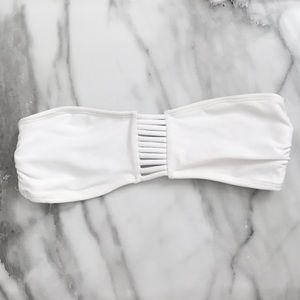 White strapless bikini top // Forever 21